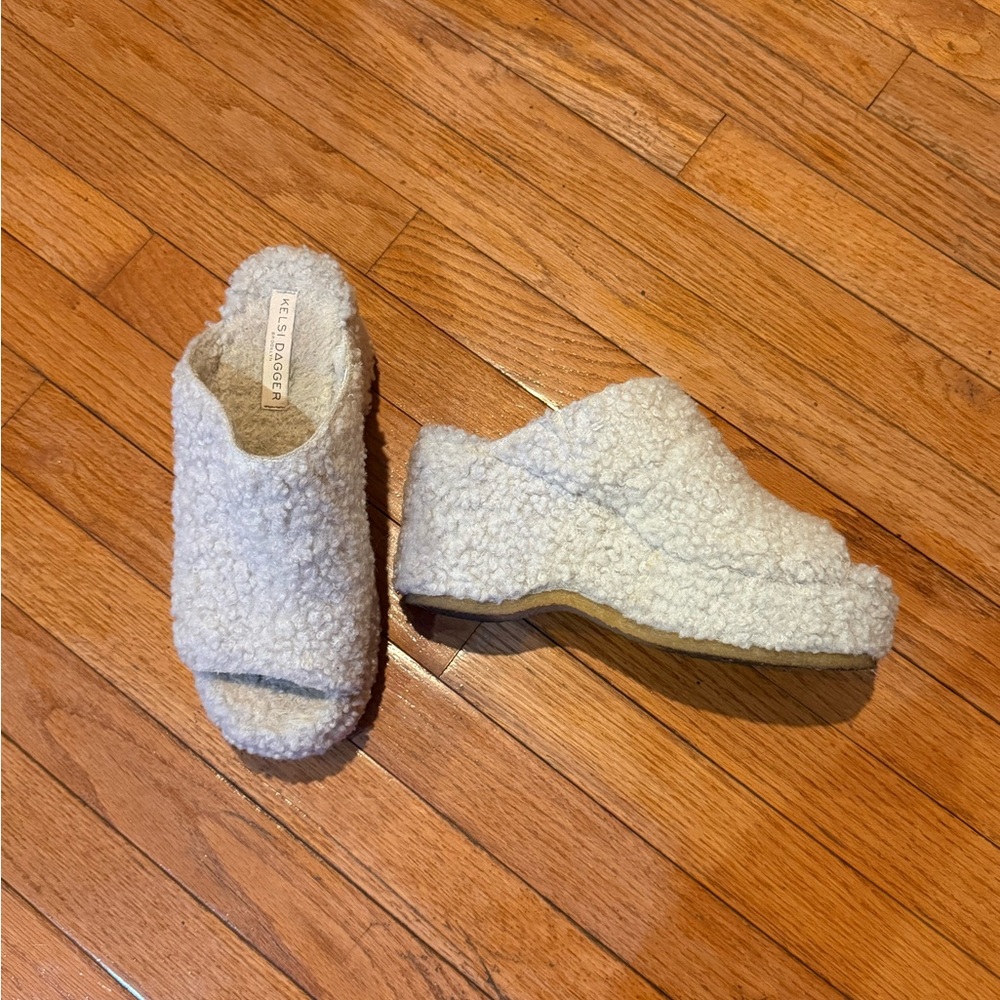 Kelsi Dagger Cream Fuzzy Platform Mules